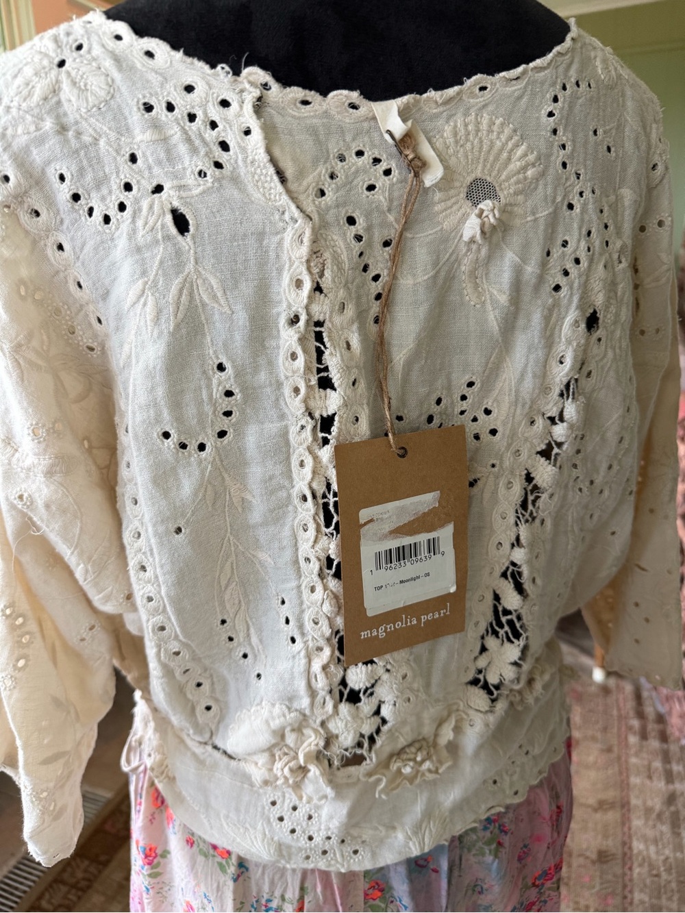 Magnolia Pearl eyelet top in moonlight NWT vintage - Picture 5 of 7